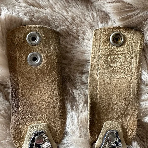 Genuine Gucci up-cycled   iPhone  watch band with beautiful, genuine crystals. - Picture 2 of 4